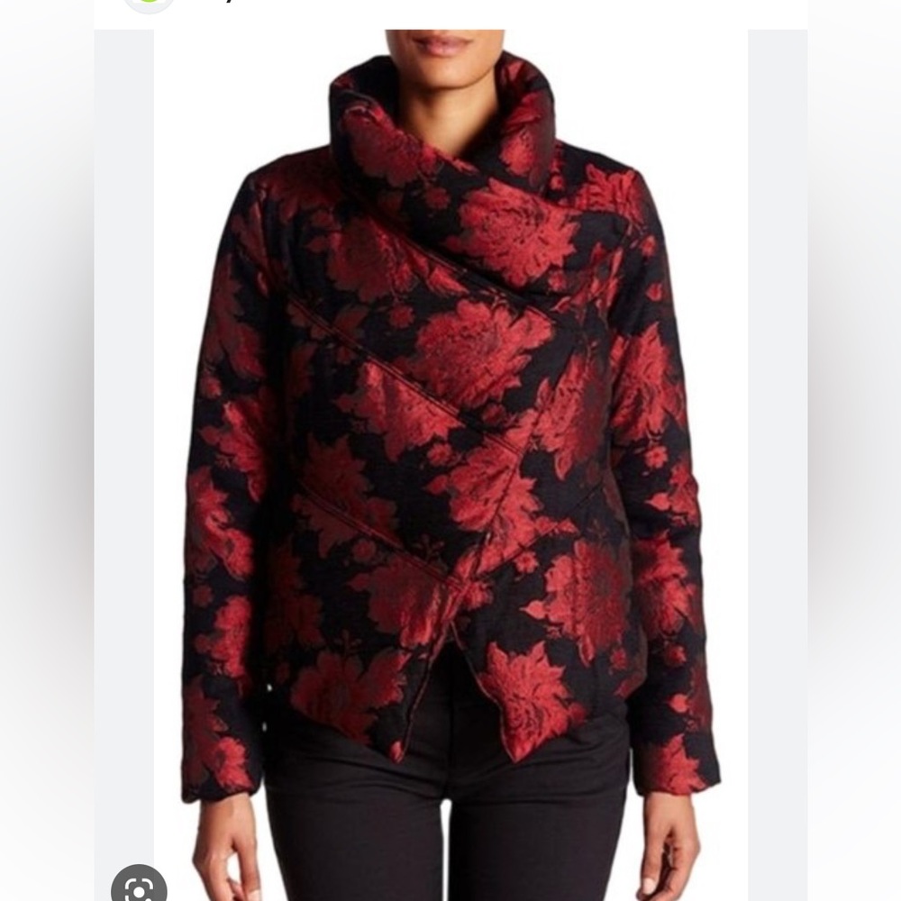 Alice +Olivia black floral puffer jacket coat size Medium